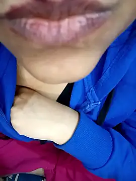 Snapshot of Sofia-111 chatting on 01/14/26, 02:33 Sofia-111 online show from 01/14/26, 02:33