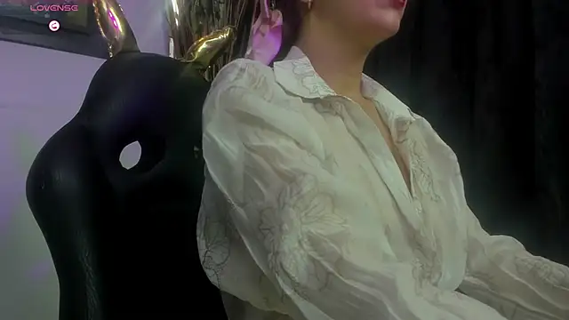 Snapshot of kyra_jeet chatting on 02/16/26, 12:34 kyra jeet online show from 02/16/26, 12:34