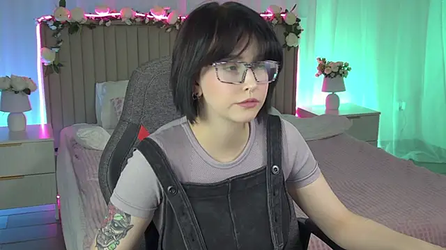 ElenaSomerhalder online show from 01/13/26, 09:47