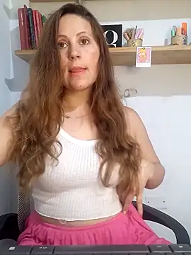 Snapshot of SofiEsteves chatting on 02/24/26, 03:43 SofiEsteves online show from 02/24/26, 03:43