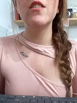 SofiEsteves online show from 04/08/26, 12:38