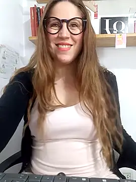 SofiEsteves online show from 04/22/26, 03:02