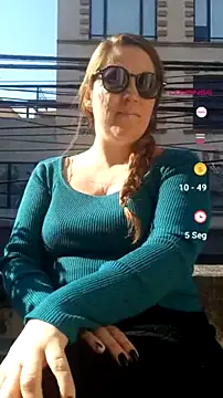 Snapshot of SofiEsteves chatting on 07/26/26, 05:20 SofiEsteves online show from 07/26/26, 05:20