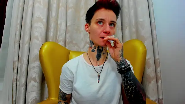 Snapshot of KennyXSX chatting on 01/12/26, 07:19 KennyXSX online show from 01/12/26, 07:19