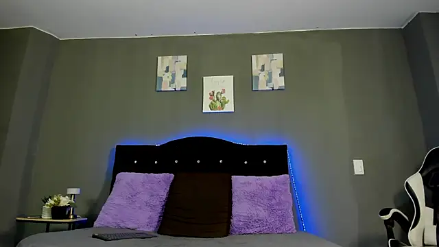 alex xhunter online show from 03/27/26, 07:24