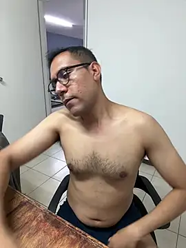 Snapshot of AdrianGarcia89 chatting on 06/11/26, 02:53 AdrianGarcia89 online show from 06/11/26, 02:53