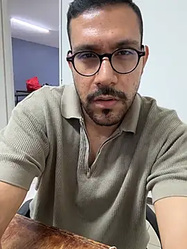Snapshot of AdrianGarcia89 chatting on 07/07/26, 01:30 AdrianGarcia89 online show from 07/07/26, 01:30