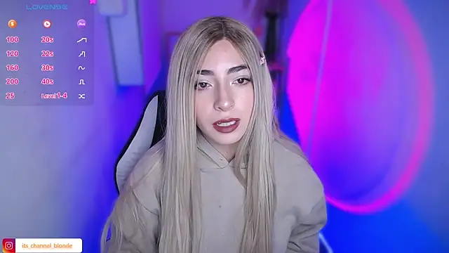 Snapshot of channel_blondee chatting on 02/05/26, 09:52 channel blondee online show from 02/05/26, 09:52