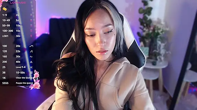 viicky r online show from 05/12/26, 08:39