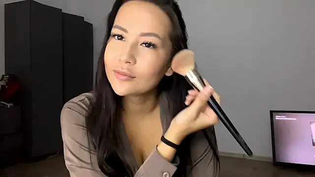 Your Mel0dy online show from 12/22/25, 10:34