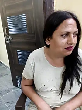 Hotmylips online show from 04/18/26, 03:49