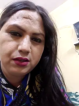 Hotmylips online show from 04/23/26, 03:36