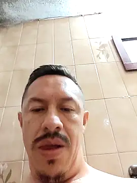 L hotcream online show from 04/18/26, 01:37