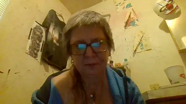 becky1111 online show from 04/05/26, 11:13