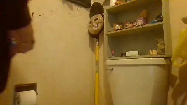 becky1111 online show from 04/10/26, 10:36