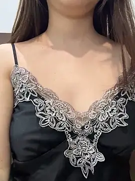 Zinmeo20 online show from 04/21/26, 08:42