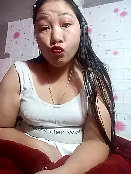 giang0055 online show from 01/14/26, 06:19