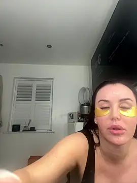 Ellie 66x online show from 01/14/26, 08:47