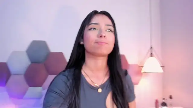 GahiaBelucci online show from 02/23/26, 12:02