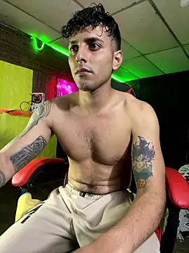 JustynAle2025 online show from 01/11/26, 03:55