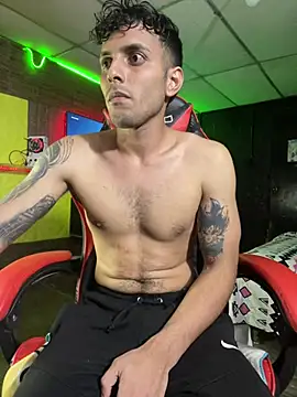 JustynAle2025 online show from 01/15/26, 02:27