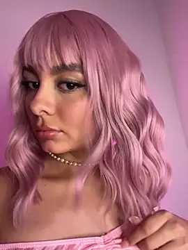 Nicollewest1 online show from 02/03/26, 11:32