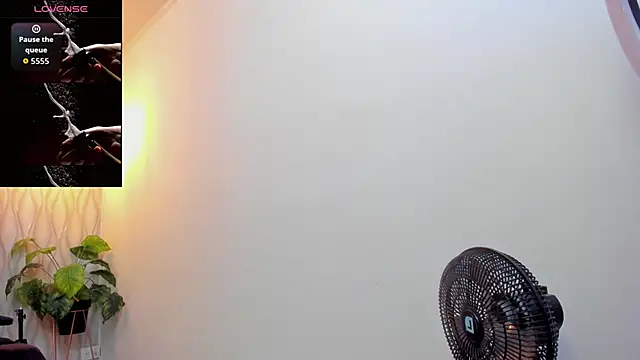 Noah Clarkk online show from 04/26/26, 05:32