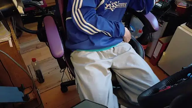 Gay-Versaut online show from 04/04/26, 05:32