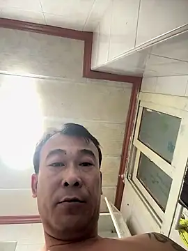 Snapshot of Ayh0025 chatting on 02/02/26, 01:21 Ayh0025 online show from 02/02/26, 01:21