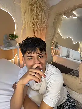 Thristan Leones online show from 03/01/26, 02:02