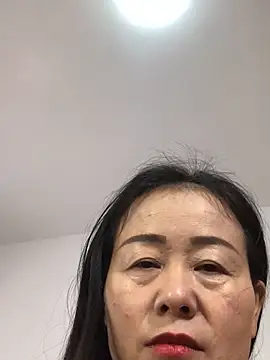 yunyun52012 online show from 02/07/26, 04:49