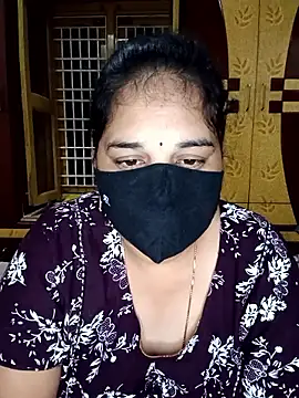 maduri   online show from 01/09/26, 12:46