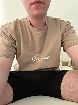 jaaydenx17 online show from 04/25/26, 04:15