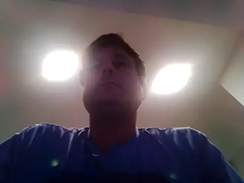 Snapshot of nobored chatting on 12/18/25, 01:17 nobored online show from 12/18/25, 01:17