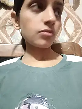 Eva 890 online show from 02/11/26, 02:00