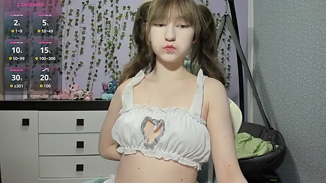 Yoonhee ki online show from 06/07/26, 06:33