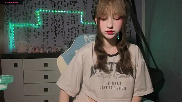 Yoonhee ki online show from 07/04/26, 09:32