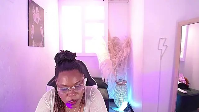 Maleja diguran1 online show from 12/18/25, 04:57