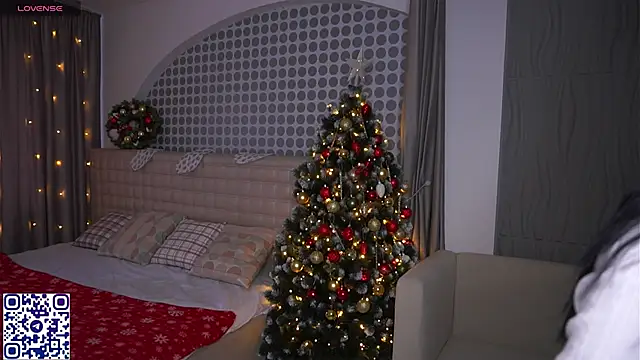 DeliaLoma online show from 01/15/26, 05:56