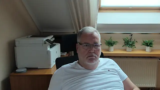 gentlecamsub online show from 12/21/25, 12:45