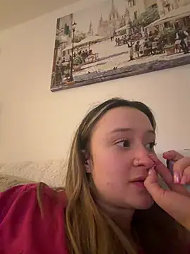 Snapshot of LilyLuck_ chatting on 02/16/26, 02:40 LilyLuck online show from 02/16/26, 02:40