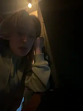 Snapshot of LilyLuck_ chatting on 02/22/26, 06:28 LilyLuck online show from 02/22/26, 06:28