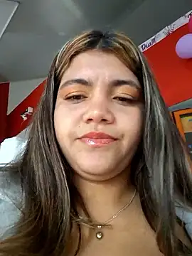 Snapshot of Ivy_enjoy chatting on 05/13/26, 05:32 Ivy enjoy online show from 05/13/26, 05:32
