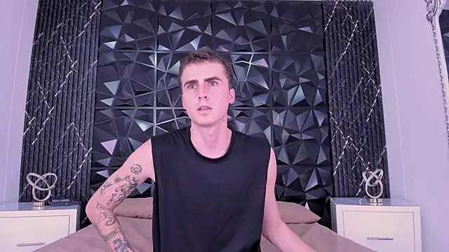 Snapshot of SpaceBoy1 chatting on 02/25/26, 08:51 SpaceBoy1 online show from 02/25/26, 08:51