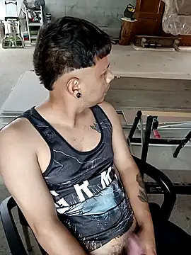 Sickbooy69 online show from 04/23/26, 01:13