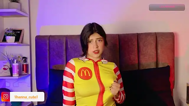 hannaa cute online show from 03/11/26, 11:16