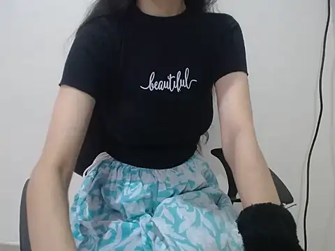 Farhana beautyfull online show from 04/18/26, 04:49