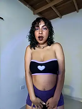 Conejita lis online show from 04/22/26, 05:32