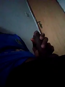 Snapshot of Igoraumeidaa chatting on 12/20/25, 04:58 Igoraumeidaa online show from 12/20/25, 04:58