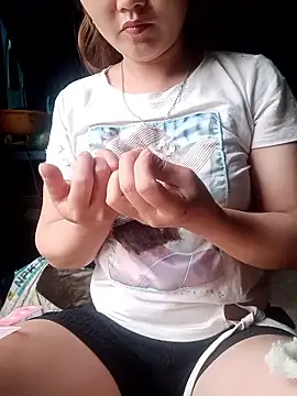 yula-bi online show from 04/20/26, 11:06